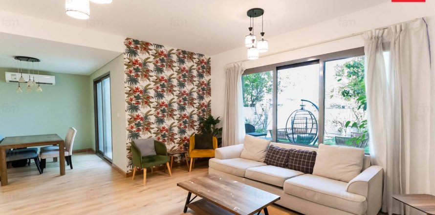 Townhouse de 3 dormitorios en Town Square, UAE No. 100801