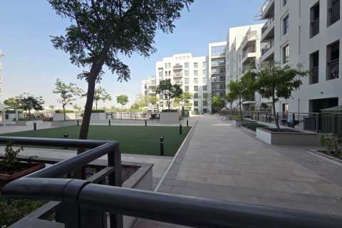 Apartment de 3 dormitorios en Town Square, UAE No. 187245