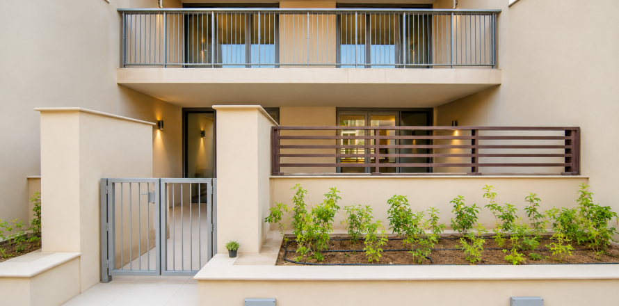 3 bedrooms Townhouse in Al Raha Beach, UAE No. 199509