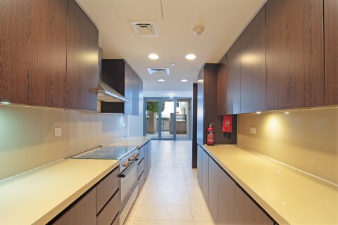3 bedrooms Townhouse in Al Raha Beach, UAE No. 199509 9