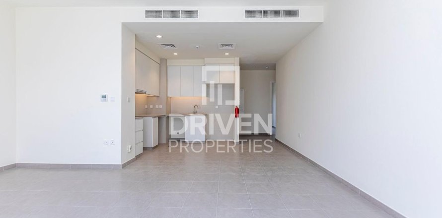Appartement de 2 chambres à EMAAR South, UAE No. 207510
