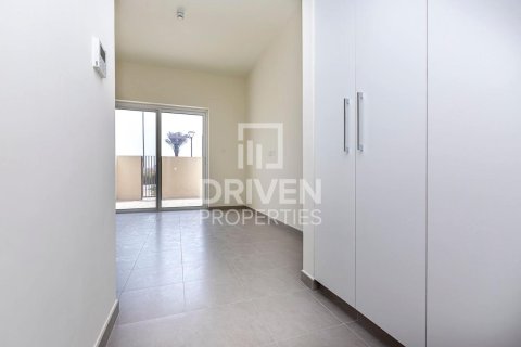 Appartement de 2 chambres à EMAAR South, UAE No. 207510 7