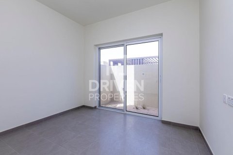 Appartement de 2 chambres à EMAAR South, UAE No. 207510 11