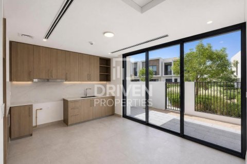 Townhouse de 4 chambres à The Valley, UAE No. 207512 3