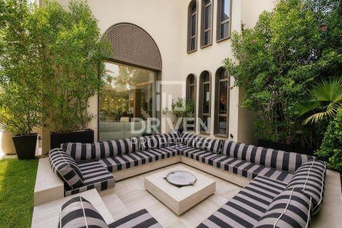 4 bedrooms Villa in Jumeirah Islands, UAE No. 207507 29
