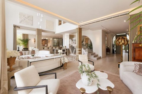 4 bedrooms Villa in Jumeirah Islands, UAE No. 207507 6