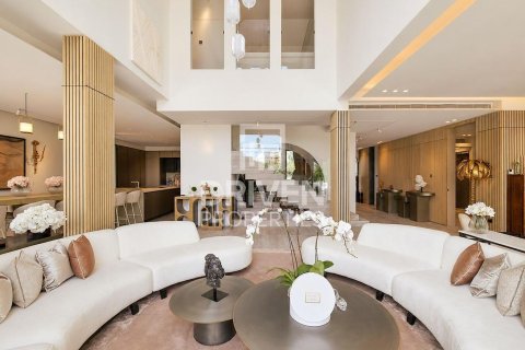 4 bedrooms Villa in Jumeirah Islands, UAE No. 207507 3