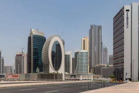 33.9m² Apartment in Business Bay, UAE No. 169924 3