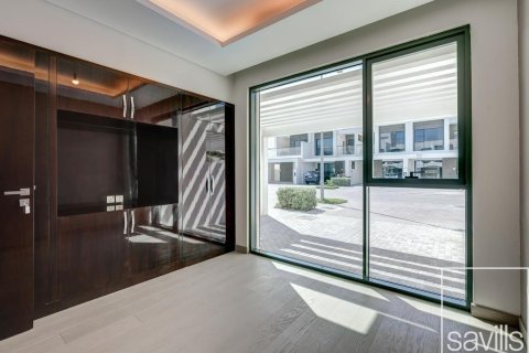 Таунхаус с 4 спальнями в DAMAC Hills (Akoya by DAMAC), ОАЭ №136653 11