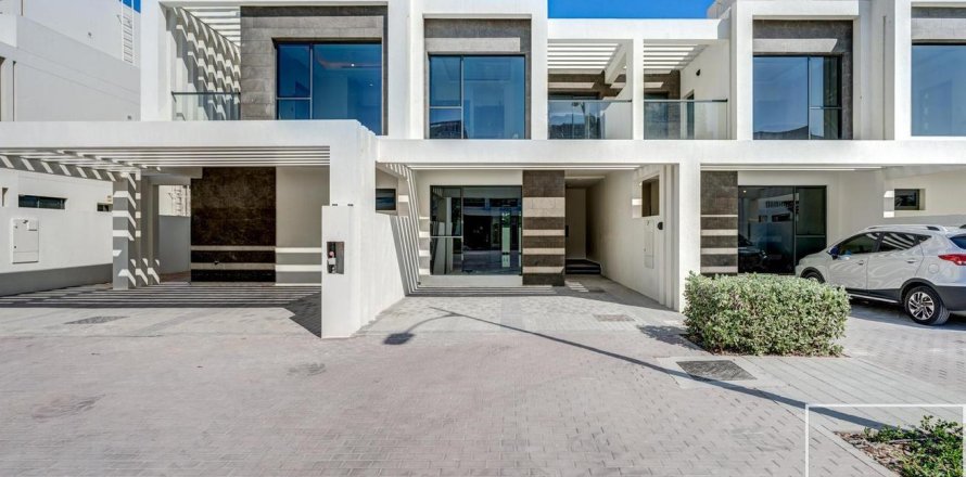 Таунхаус с 4 спальнями в DAMAC Hills (Akoya by DAMAC), ОАЭ №136653