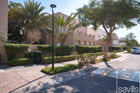 5 غرفة نوم  فيلا في البحيرات, الإمارات العربية المتحدة رقم 136659 3