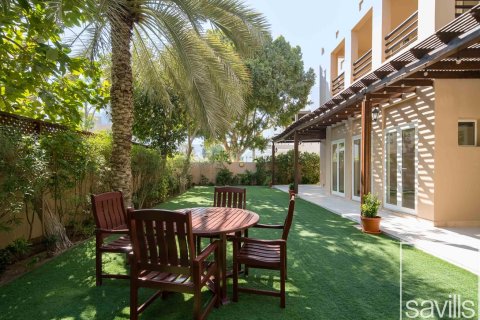 5 غرفة نوم  فيلا في البحيرات, الإمارات العربية المتحدة رقم 136659 5