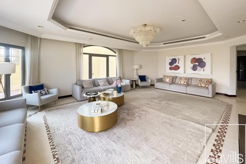 5 غرفة نوم  فيلا في Garden Homes, الإمارات العربية المتحدة رقم 136658 4