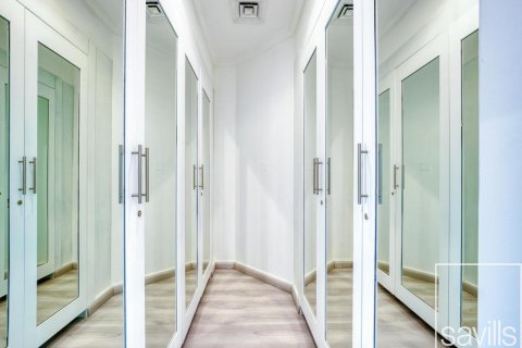 Вилла с 4 спальнями в Garden Homes, ОАЭ №136657 18