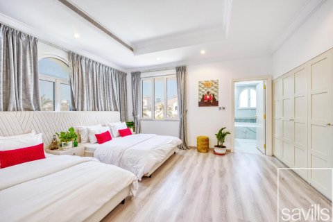 Вилла с 4 спальнями в Garden Homes, ОАЭ №136657 15