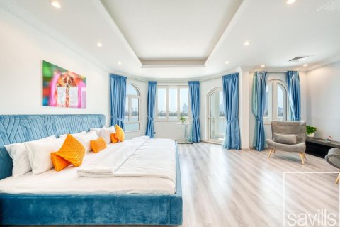 Вилла с 4 спальнями в Garden Homes, ОАЭ №136657 13