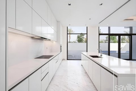 Вилла с 4 спальнями в District One, ОАЭ №136656 22