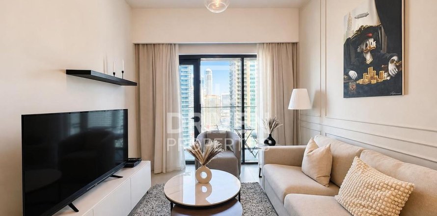1 bedroom Apartment in Burj Royale, UAE No. 200546