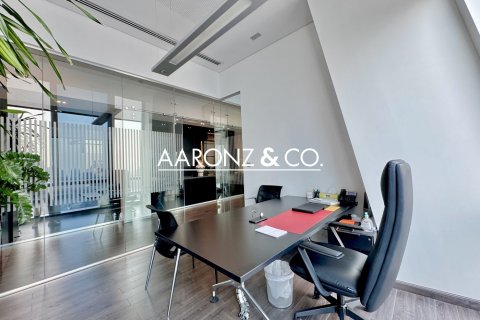 230m² Office in Downtown Dubai (Downtown Burj Dubai), UAE No. 137643 18
