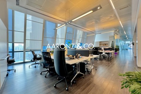 230m² Office in Downtown Dubai (Downtown Burj Dubai), UAE No. 137643