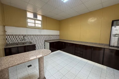 5 bedrooms Villa in Seih Al Ghubb, UAE No. 184293 14