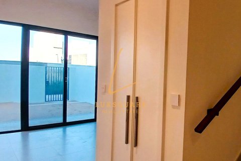 Вилла с 3 спальнями в EMAAR South, ОАЭ №186162 11