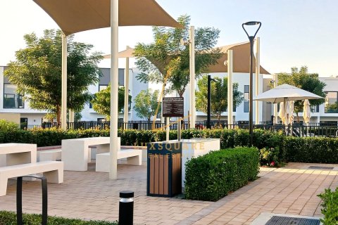 Вилла с 3 спальнями в EMAAR South, ОАЭ №186162 30