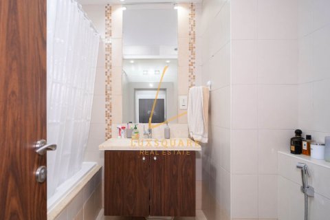 2 bedrooms Apartment in Executive Towers, UAE No. 186165 24