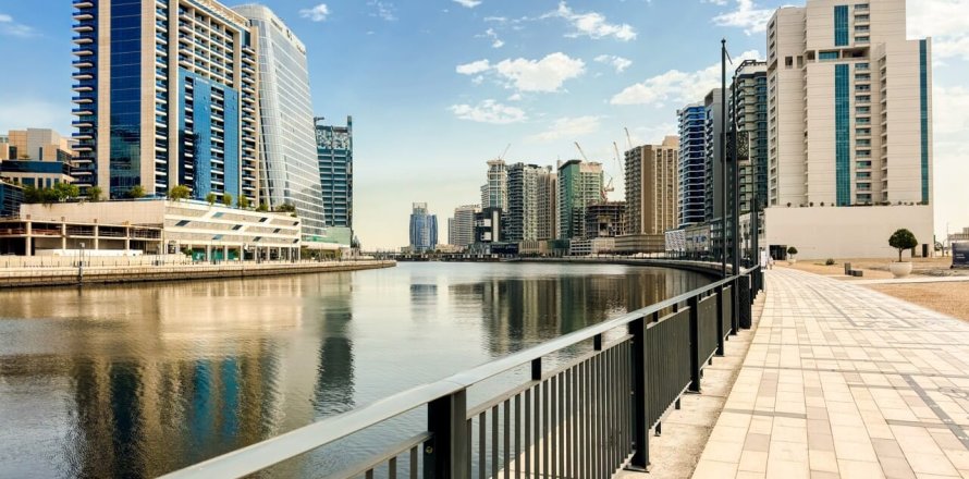 2 bedrooms Apartment in Business Bay, UAE No. 166130