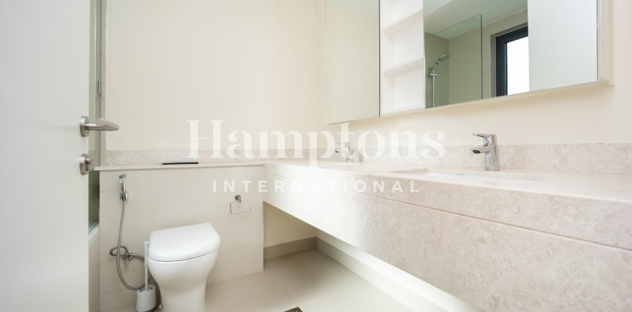 Townhouse de 3 dormitorios en Maple 2, UAE No. 166547