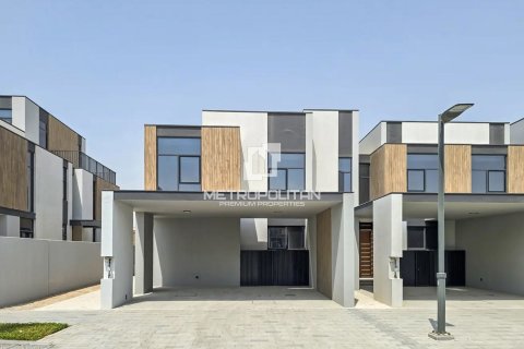 Townhouse de 4 dormitorios No. 129834 2