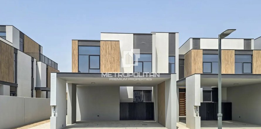 Townhouse de 4 dormitorios No. 129834