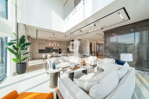 Вилла с 6 спальнями №129837 3