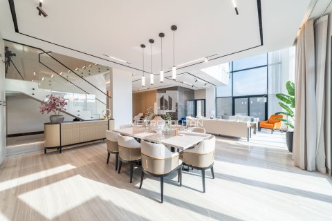 Вилла с 6 спальнями №129837 9