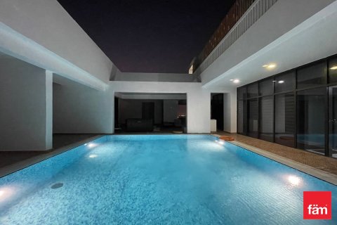 Квартира с 2 спальнями в Дубай, ОАЭ №145467 21