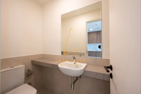 Таунхаус с 3 спальнями в Town Square, ОАЭ №137637 10