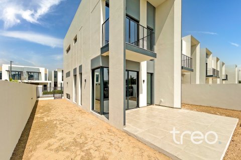 4 bedrooms Townhouse in The Valley, UAE No. 199006 3