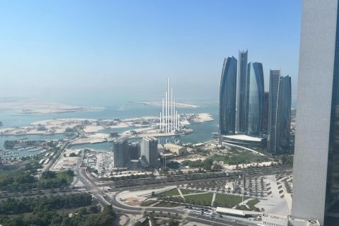 Apartment de 4 dormitorios en Corniche Road, UAE No. 22014 24
