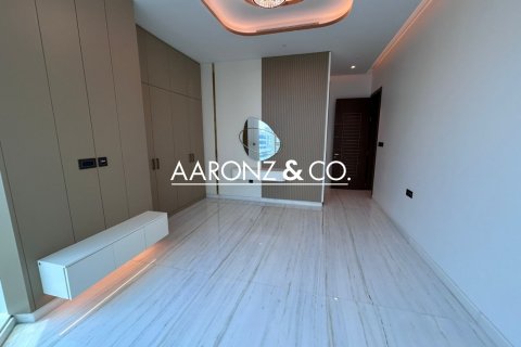 4 bedrooms Penthouse in Jumeirah Lake Towers, UAE No. 142095 9