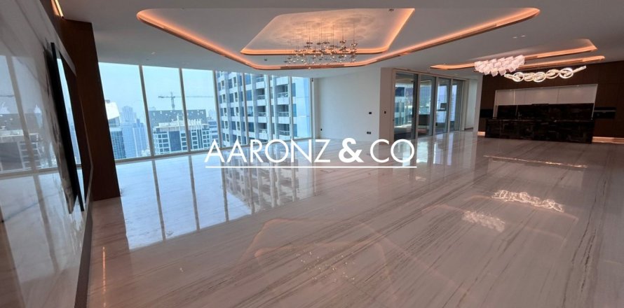 4 bedrooms Penthouse in Jumeirah Lake Towers, UAE No. 142095