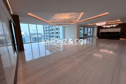 3 bedrooms Penthouse in Jumeirah Lake Towers, UAE No. 142094 3