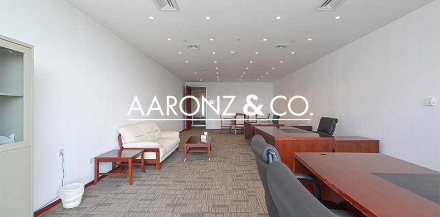 Office de 62m² en Sheikh Zayed Road, UAE No. 142093