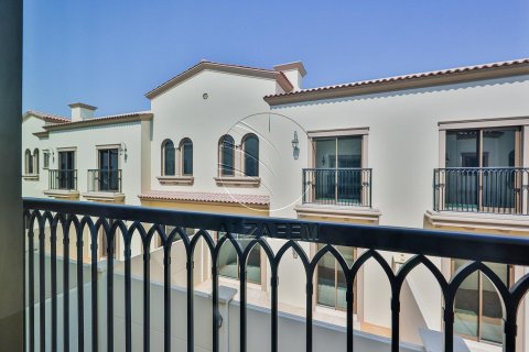 3 bedrooms Townhouse in Khalifa City, UAE No. 90238 11