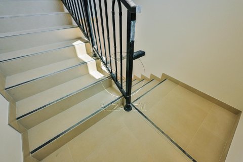 3 bedrooms Townhouse in Khalifa City, UAE No. 90238 18