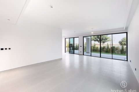 5 غرفة نوم  فيلا  رقم 131590 3