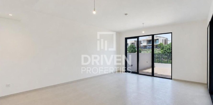 Townhouse de 4 dormitorios en Jebel Ali, UAE No. 201295