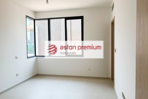 5 bedrooms Villa in Jebel Ali, UAE No. 198942 13