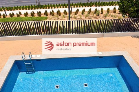 5 bedrooms Villa in Jebel Ali, UAE No. 198942 15