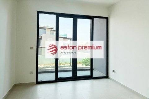 5 bedrooms Villa in Jebel Ali, UAE No. 198942 22