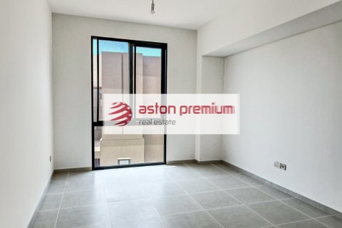 4 bedrooms Villa in Jebel Ali, UAE No. 198943 12